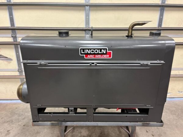 WhatsApp Image 2025 04 16 at 08.24.08 1999 Lincoln Classic III D Welder